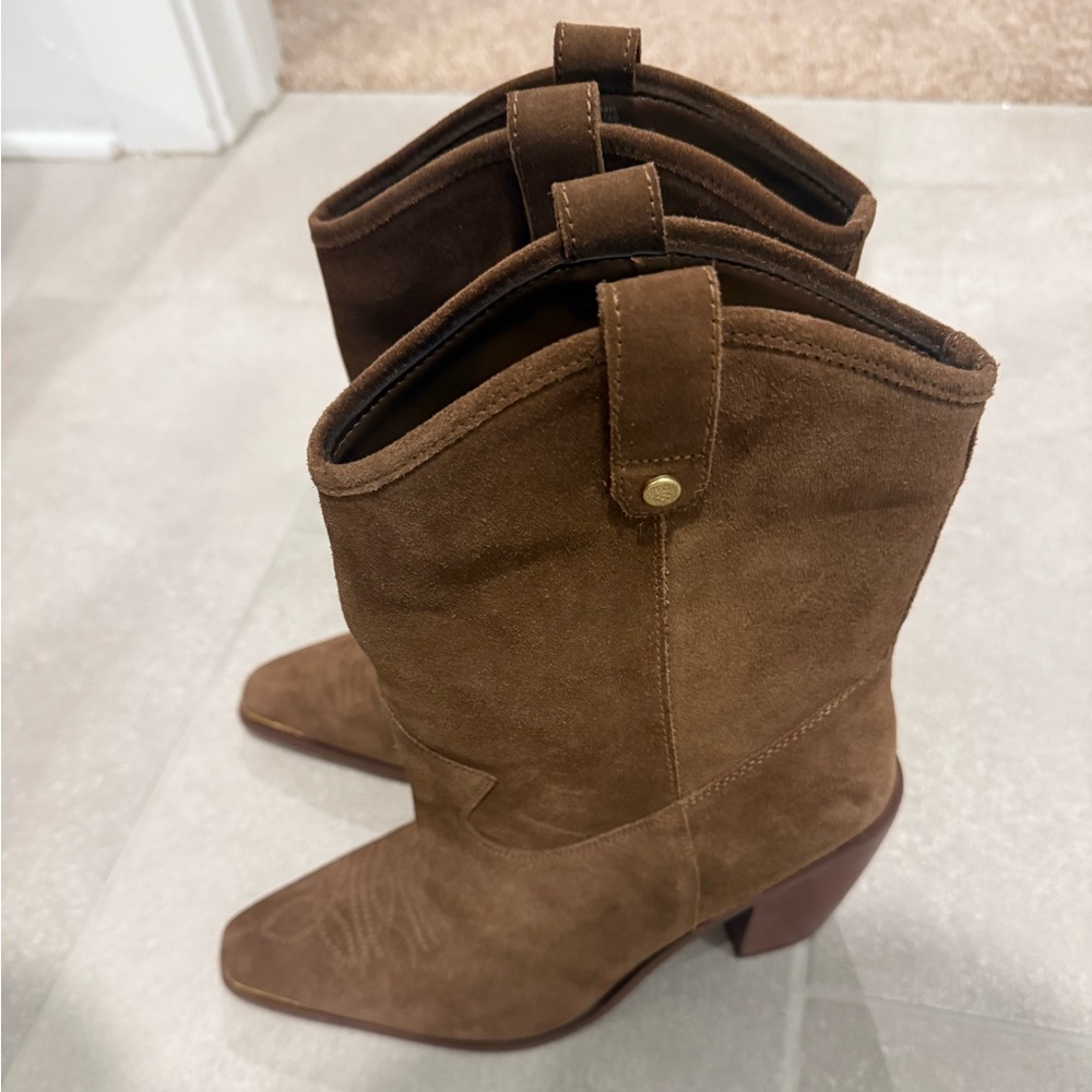 Brand New Vince Camuto Brown Suede Cowboy Boots